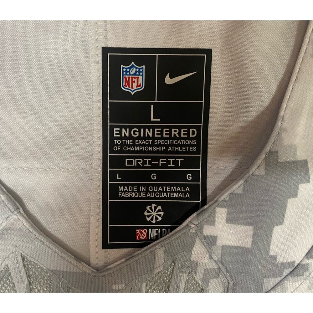 Philadelphia Eagles | Men’s Large #1 Jalen Hurts “Salute to Service” Jersey - Picture 3 of 5